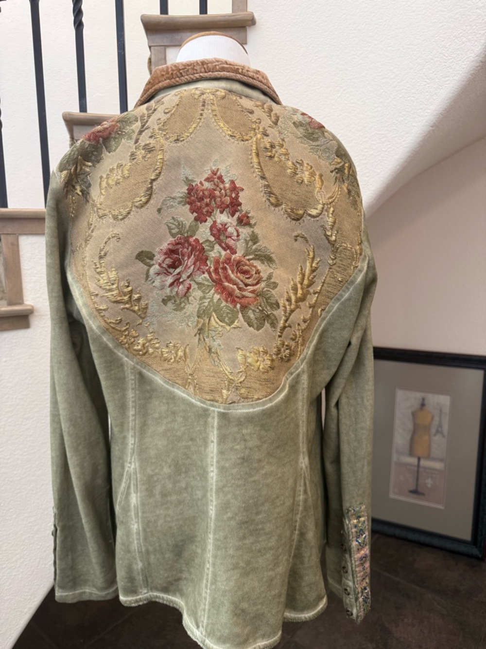 Aratta Silent Journey Sage Green Embroidered Jacket L Boho Floral Velvet Trim